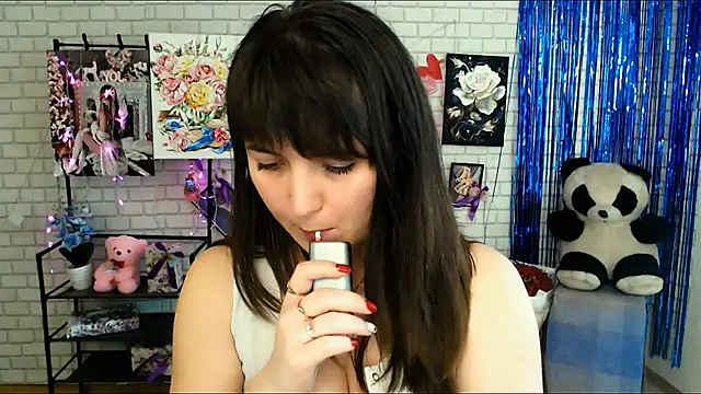 Snapshot of Darina_M_ chatting on February 21, 2025, 11:55 am Darina M online show from February 21, 2025, 11:55 am