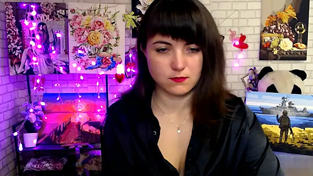 Snapshot of Darina_M_ chatting on October 23, 2025, 4:34 am Darina M online show from October 23, 2025, 4:34 am