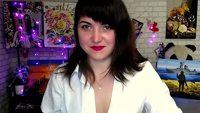 Snapshot of Darina_M_ chatting on October 24, 2025, 4:42 am Darina M online show from October 24, 2025, 4:42 am