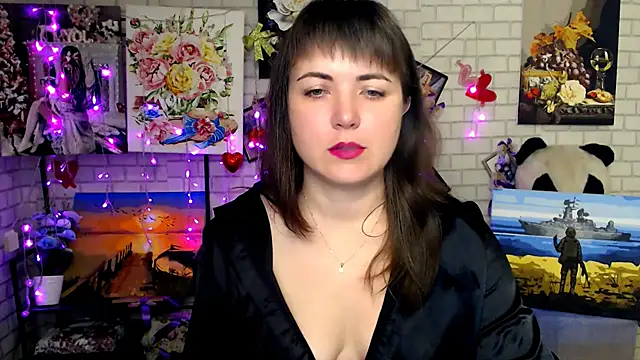 Snapshot of Darina_M_ chatting on November 18, 2025, 3:01 am Darina M online show from November 18, 2025, 3:01 am