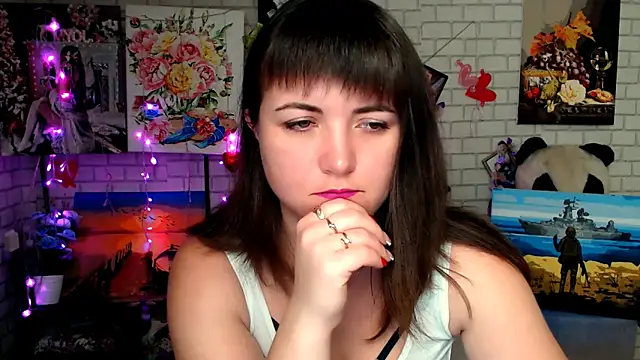 Snapshot of Darina_M_ chatting on November 20, 2025, 6:57 am Darina M online show from November 20, 2025, 6:57 am