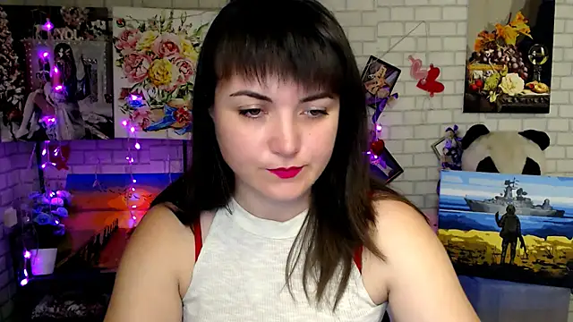 Snapshot of Darina_M_ chatting on November 28, 2025, 7:33 am Darina M online show from November 28, 2025, 7:33 am