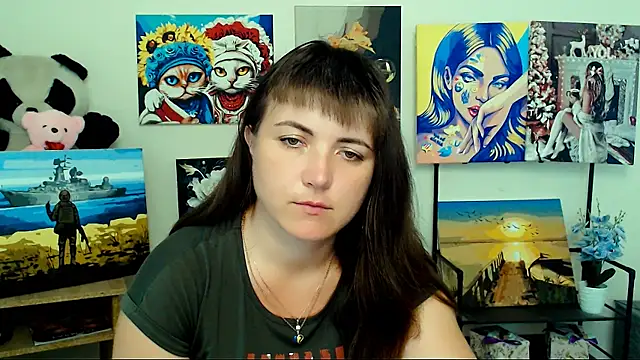 Snapshot of Darina_M_ chatting on July 4, 2026, 7:36 am Darina M online show from July 4, 2026, 7:36 am