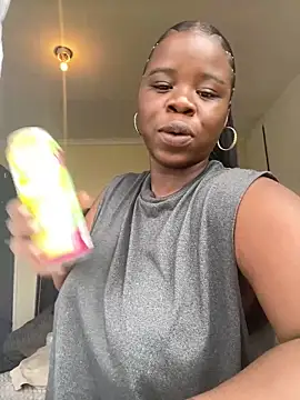 Snapshot of DarkBerry87 chatting on February 23, 2026, 12:02 pm DarkBerry87 online show from February 23, 2026, 12:02 pm