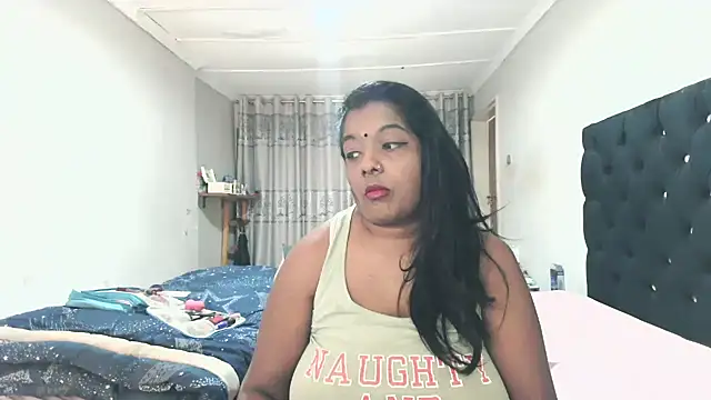 Snapshot of Indianmayaxoxo chatting on June 26, 2026, 8:41 am Indianmayaxoxo online show from June 26, 2026, 8:41 am