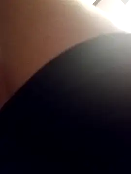 Mihscat online show from December 3, 2025, 12:18 am