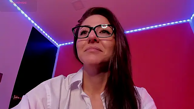 Ich Bin Julia online show from May 29, 2026, 9:51 am