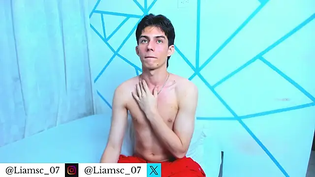 Snapshot of liam_scott77 chatting on July 10, 2026, 5:34 am liam scott77 online show from July 10, 2026, 5:34 am
