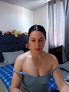 Snapshot of renata_hot1 chatting on April 30, 2026, 6:36 pm renata hot1 online show from April 30, 2026, 6:36 pm