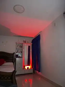 Snapshot of cristina1800 chatting on March 1, 2026, 6:59 am cristina1800 online show from March 1, 2026, 6:59 am