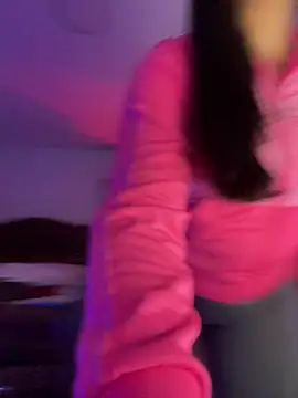 cristina1800 online show from April 12, 2026, 8:52 am