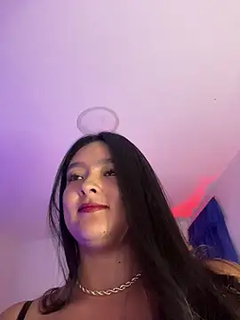 cristina1800 online show from May 27, 2026, 4:09 am