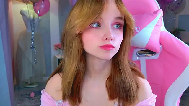 b4by LoL1 online show from November 23, 2025, 3:34 pm