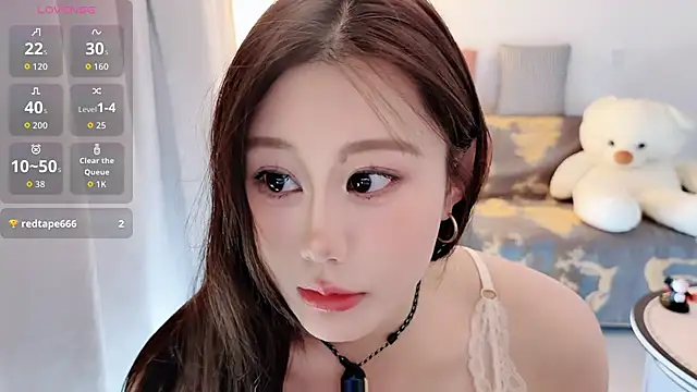 QQ-tutu online show from June 19, 2026, 4:17 am