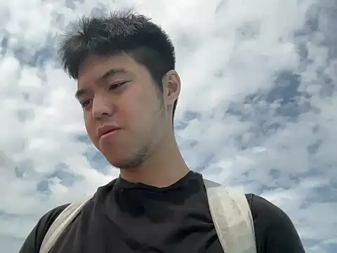 TheDarkPrix online show from November 1, 2025, 4:58 am