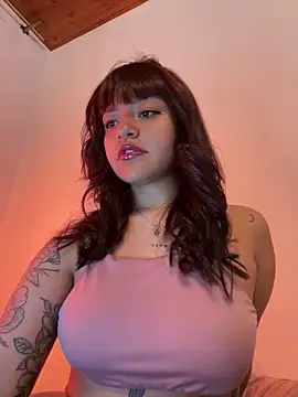 Snapshot of Ashley_Chriss chatting on December 29, 2024, 1:13 am Ashley Chriss online show from December 29, 2024, 1:13 am