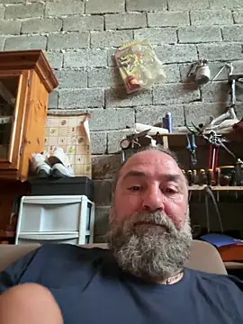 Snapshot of ros217 chatting on September 16, 2025, 2:51 pm ros217 online show from September 16, 2025, 2:51 pm