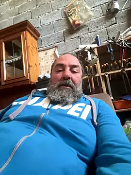 Snapshot of ros217 chatting on October 7, 2025, 10:45 am ros217 online show from October 7, 2025, 10:45 am