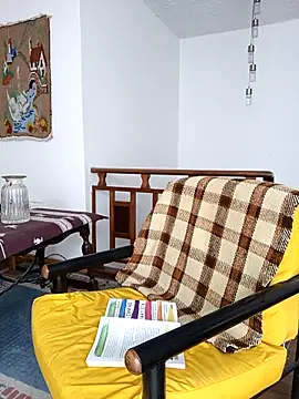 Siriss boyrag online show from September 28, 2025, 1:38 pm