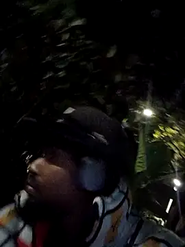 Siriss boyrag online show from November 10, 2025, 5:06 am