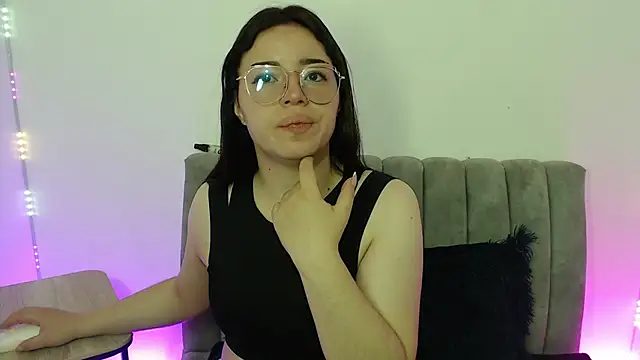 Marian Ran online show from December 16, 2025, 4:50 am