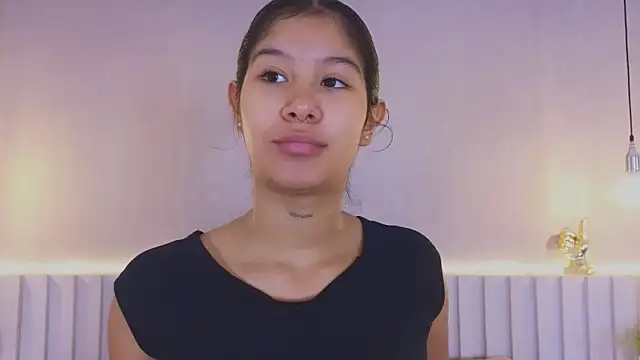 Aida moreno online show from November 30, 2025, 11:58 am