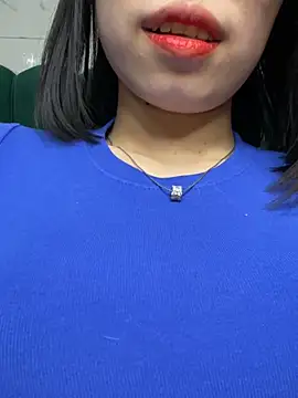 Bella babei01 online show from January 11, 2025, 5:51 pm