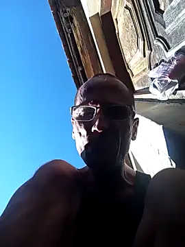 Snapshot of nevessartori chatting on January 3, 2025, 10:41 am nevessartori online show from January 3, 2025, 10:41 am