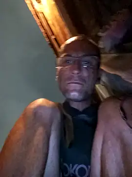 Snapshot of nevessartori chatting on January 9, 2025, 11:56 pm nevessartori online show from January 9, 2025, 11:56 pm