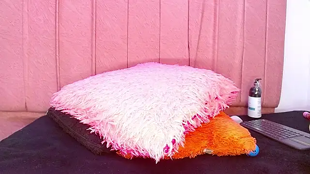 margiesfunnyhot303av online show from March 14, 2025, 7:48 am