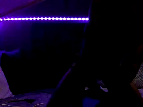 JdLove1 online show from December 3, 2024, 11:01 am