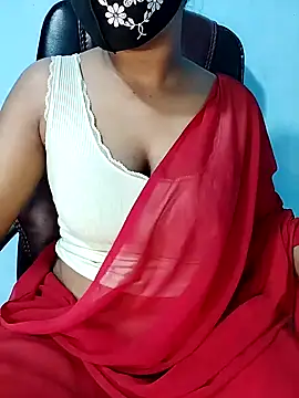 Snapshot of Sadika- chatting on December 5, 2024, 3:06 pm Sadika- online show from December 5, 2024, 3:06 pm
