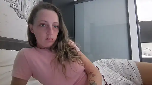 SweetSexySub online show from October 17, 2025, 7:11 am