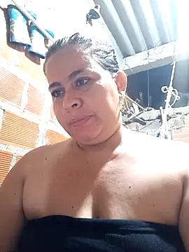 Snapshot of 06_aimar chatting on November 12, 2025, 12:33 am 06 aimar online show from November 12, 2025, 12:33 am