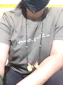 Snapshot of Kashish_18 chatting on February 8, 2026, 7:23 am Kashish 18 online show from February 8, 2026, 7:23 am