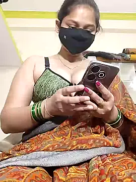 Snapshot of Kashish_18 chatting on February 28, 2026, 6:25 am Kashish 18 online show from February 28, 2026, 6:25 am