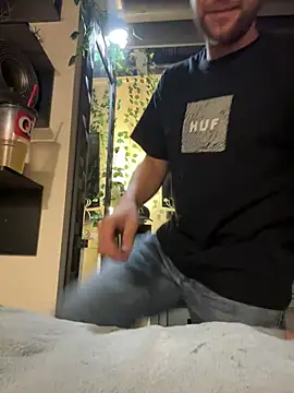 SmokingSloth online show from February 9, 2025, 4:36 am