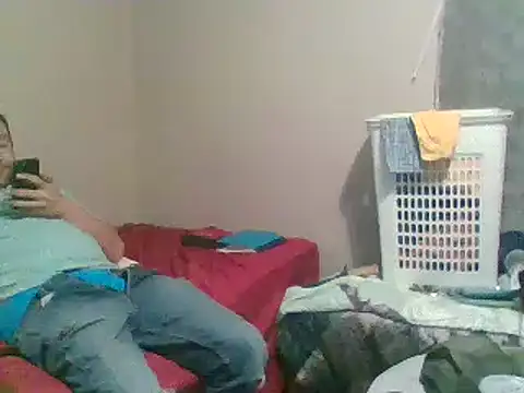 SmokingSloth online show from November 23, 2025, 6:19 pm