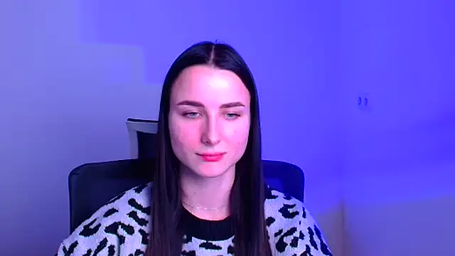 Eva Janee online show from January 21, 2025, 4:05 pm