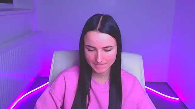 Eva Janee online show from January 24, 2025, 10:00 am