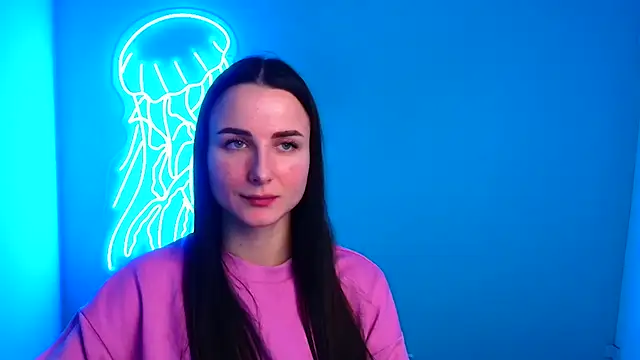 Eva Janee online show from January 28, 2025, 3:25 pm