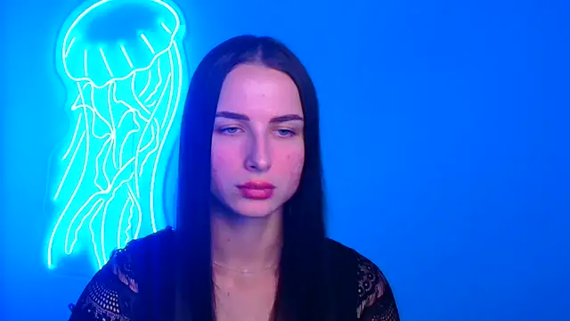 Eva Janee online show from September 15, 2025, 11:21 am