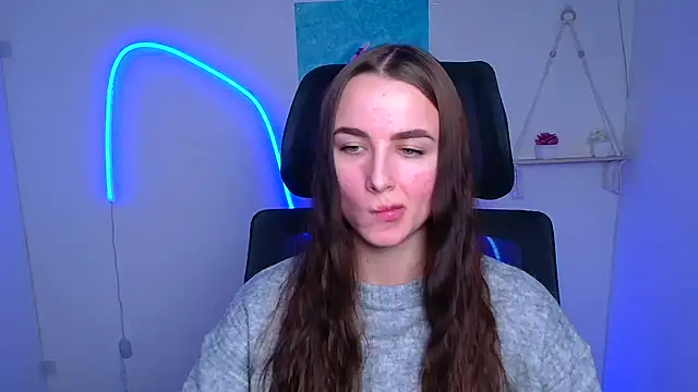 Eva Janee online show from February 10, 2026, 12:31 pm