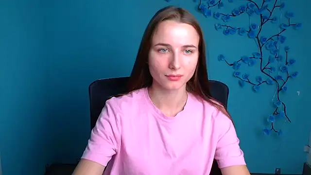 Snapshot of Eva_Janee chatting on June 19, 2026, 5:45 am Eva Janee online show from June 19, 2026, 5:45 am
