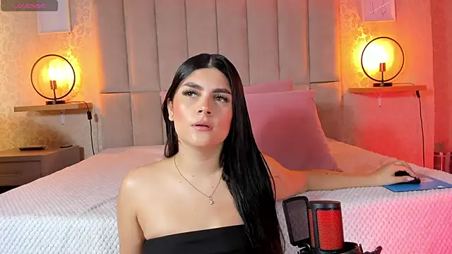 Amy-Saenz online show from October 25, 2025, 4:13 pm