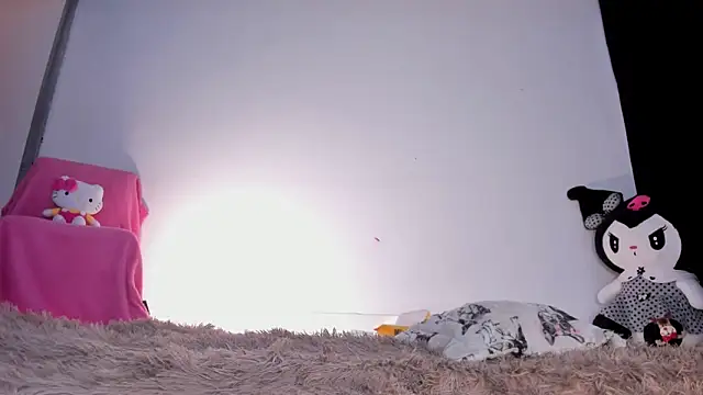 Anyelaaaa online show from March 27, 2026, 9:36 pm