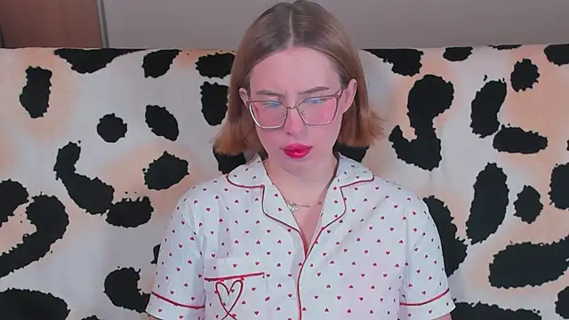 VeronikaKissuchi online show from December 22, 2024, 4:17 am