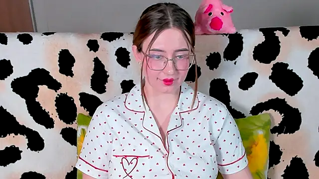 VeronikaKissuchi online show from February 14, 2025, 11:31 am