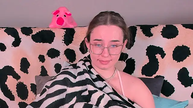 VeronikaKissuchi online show from March 20, 2025, 5:24 am