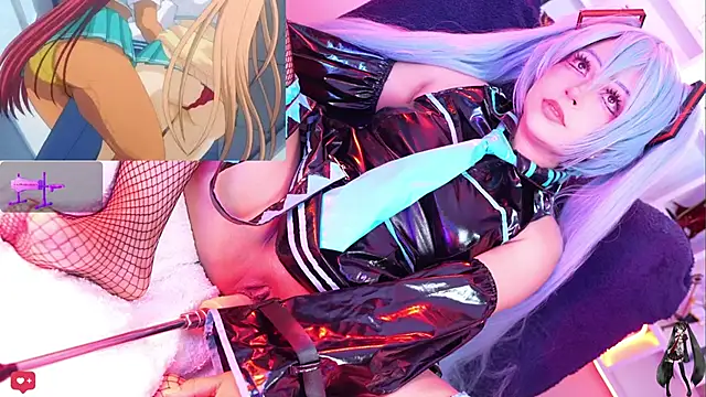 soffy garcia online show from November 13, 2025, 2:32 am